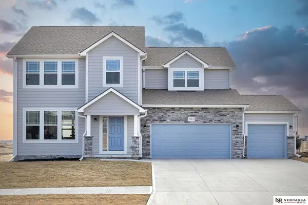 20811 Jeannie Lane, Gretna, NE 68028