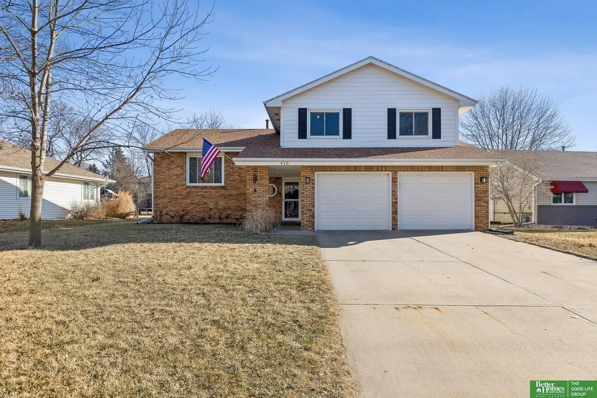 410 Sherwood Drive, Gretna, NE 68028 - #1