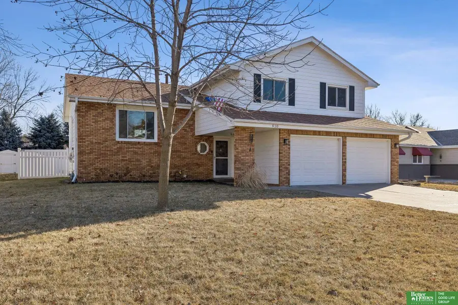 410 Sherwood Drive, Gretna, NE 68028 - #2