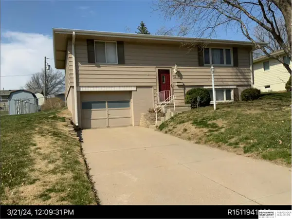 3218 S 137 Street, Omaha, NE 68144