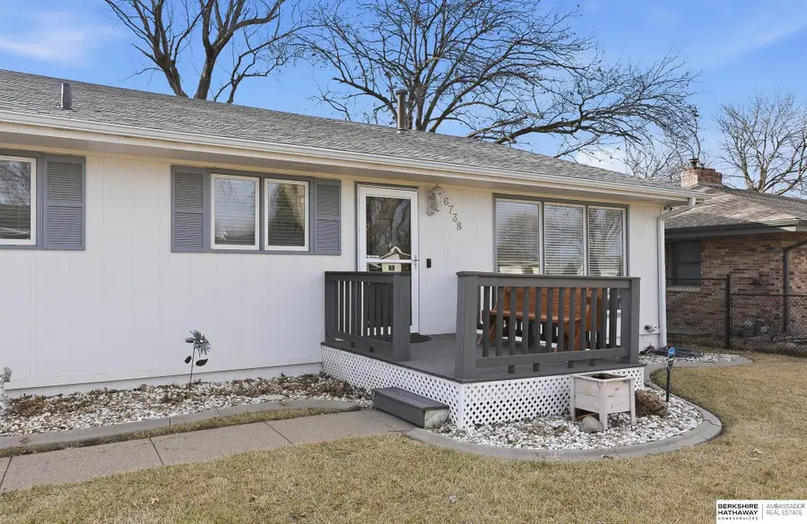 6738 S 81st Street, Ralston, NE 68127 - #3