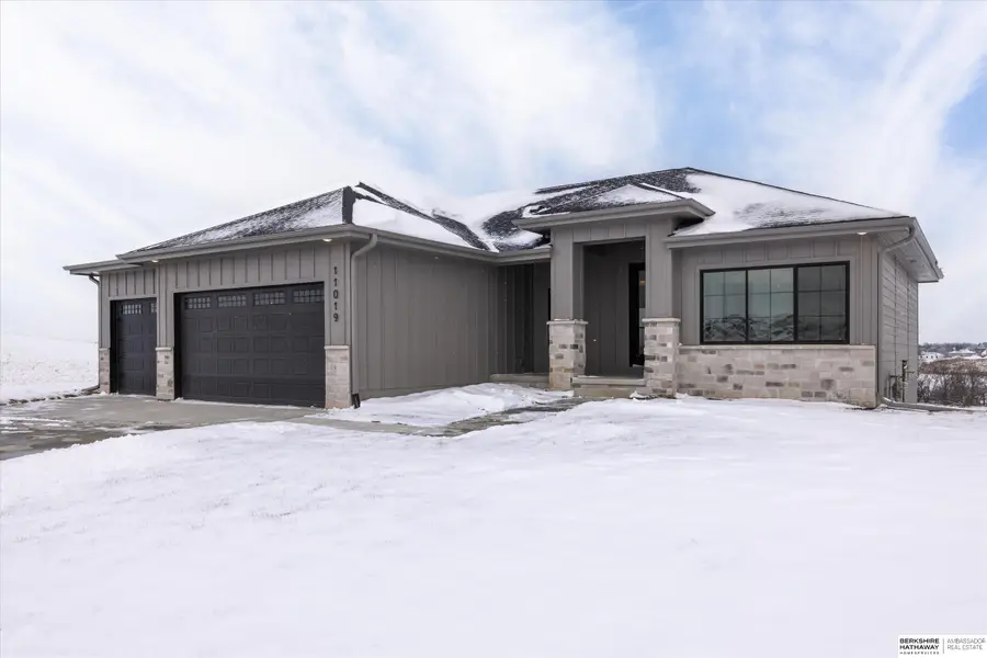 19017 Acorn Drive, Gretna, NE 68028 - #3