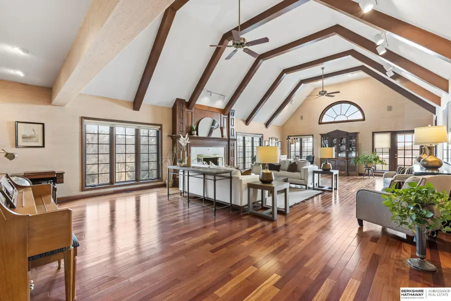 3913 Hawk Woods Circle, Omaha, NE 68112 - #3