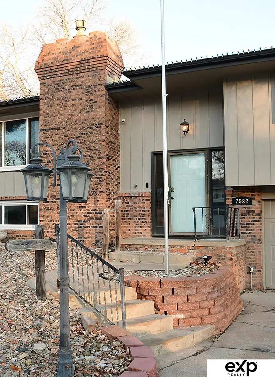 7522 Washington Street, Ralston, NE 68127 - #3