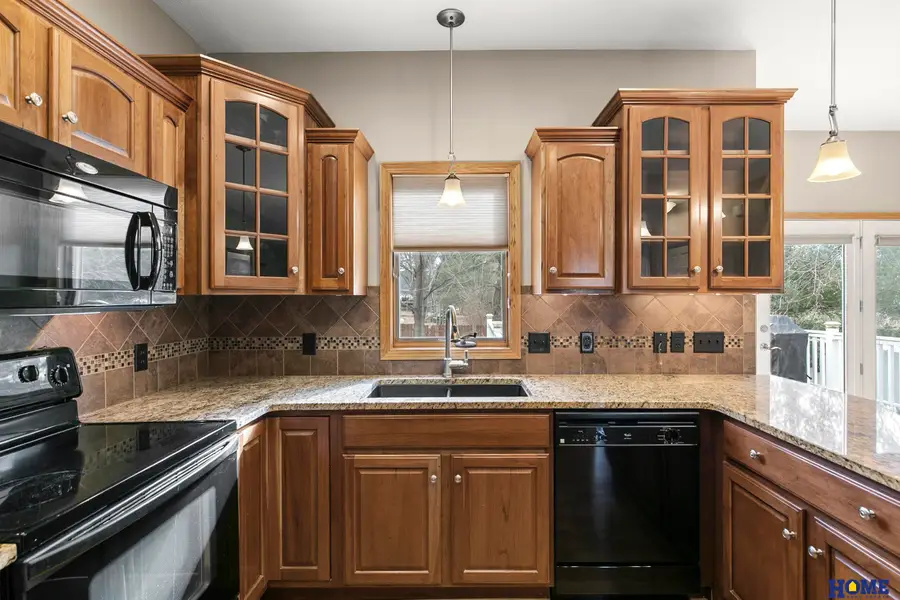 7915 Nob Hill Road, Lincoln, NE 68516 - #3