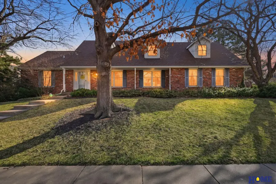 930 Evergreen Drive, Lincoln, NE 68510 - #2