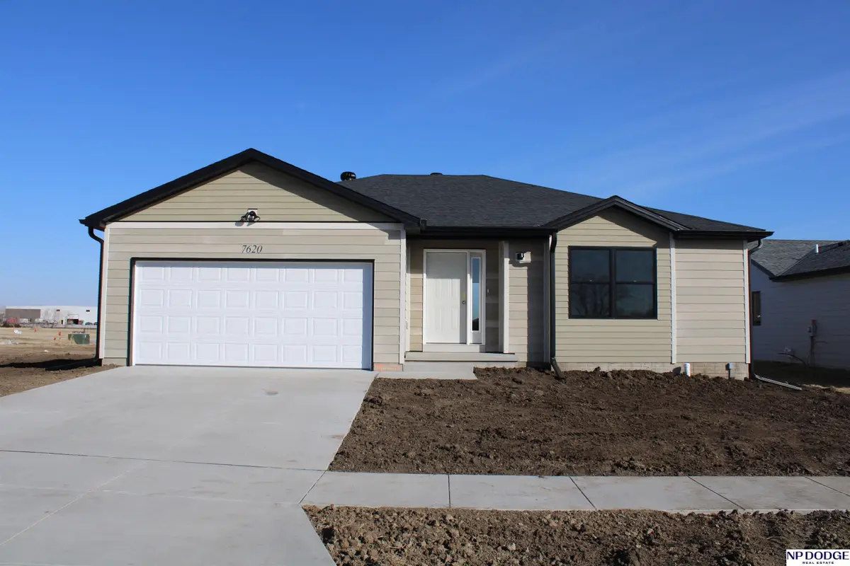 7620 N 50th Street, Lincoln, NE 68514 - #1