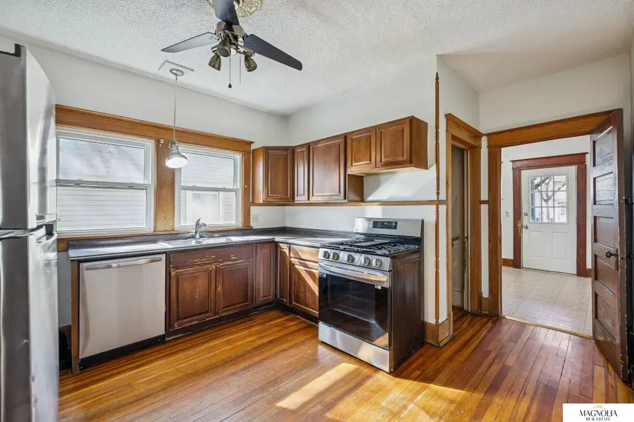 1310 S 10th Street, Lincoln, NE 68502 - #2