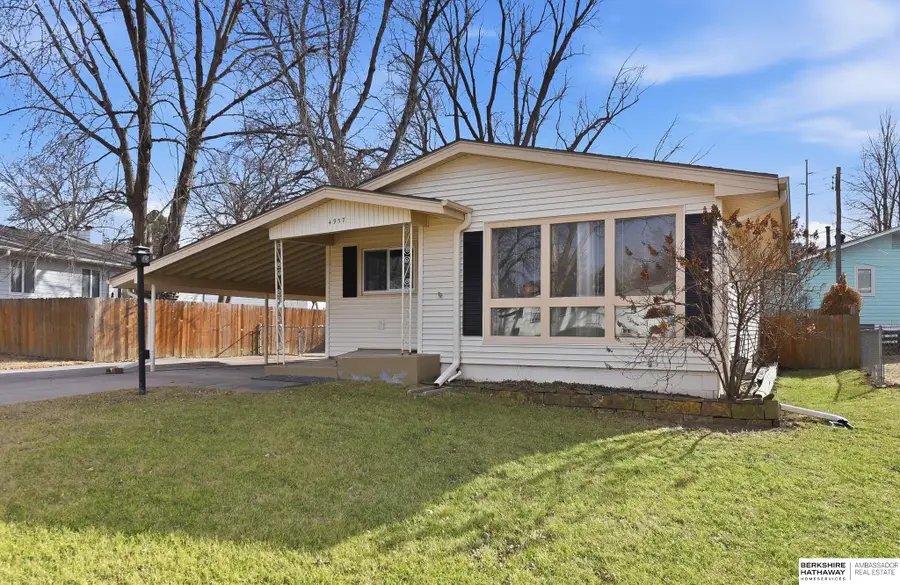 4957 Valley Street, Omaha, NE 68106 - #2