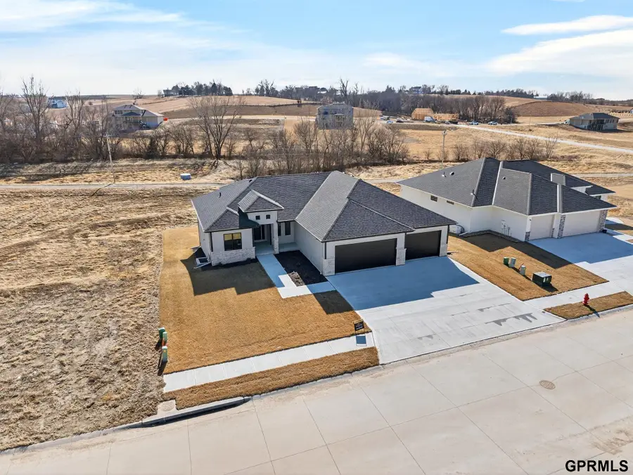21825 Parkview Drive, Gretna, NE 68028 - #2