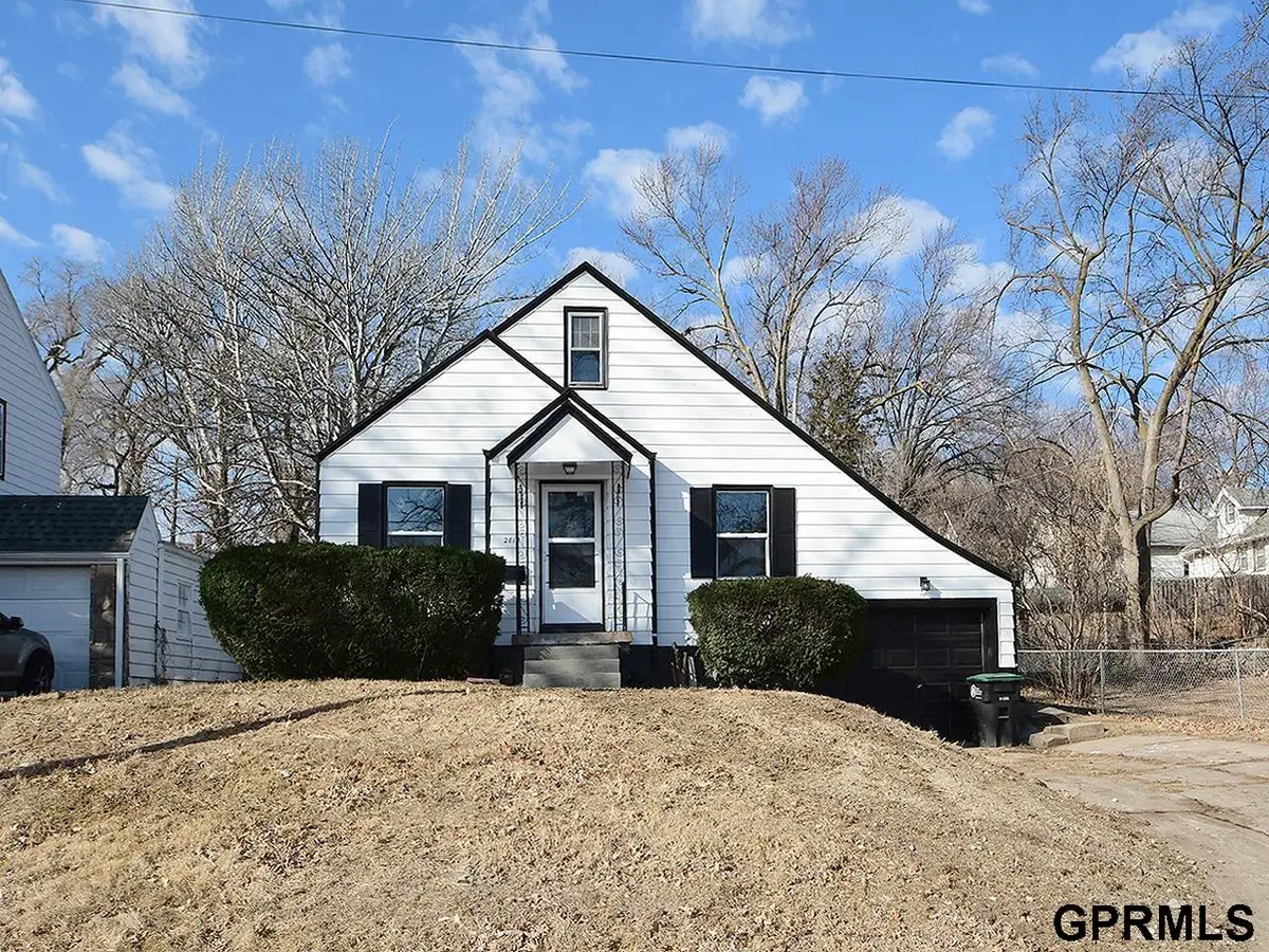 2812 N 51 Street, Omaha, NE 68104 - #1
