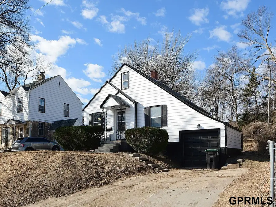 2812 N 51 Street, Omaha, NE 68104 - #2