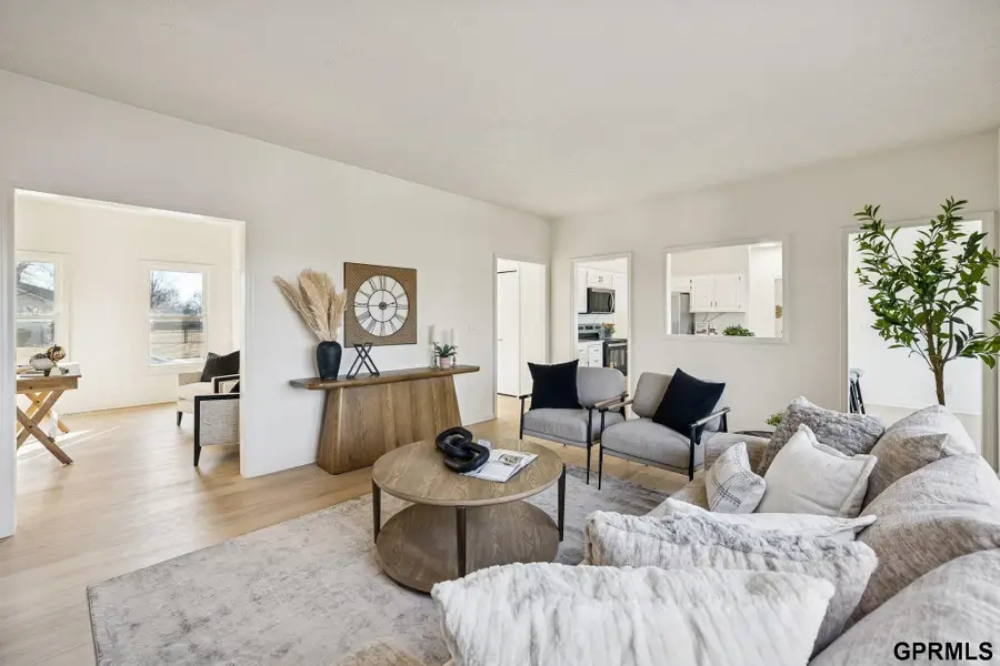 6514 N 104 Street, Omaha, NE 68122 - #3