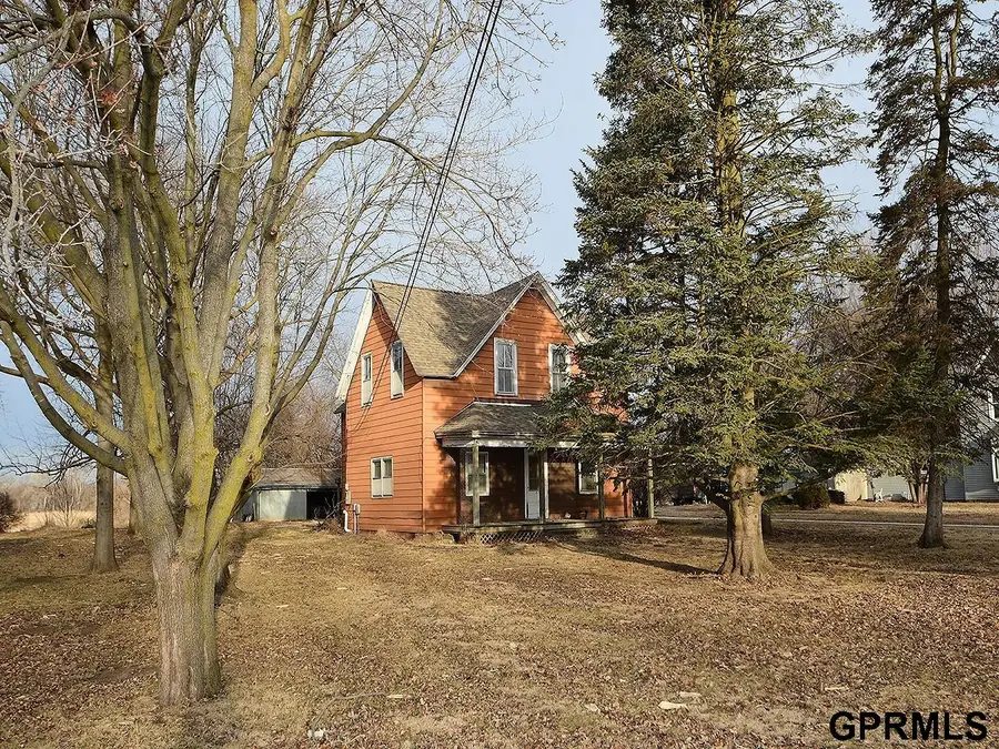 516 N Frost Avenue, Avoca, IA 51521 - #2