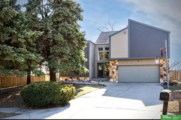 2334 N 113 Street, Omaha, NE 68164