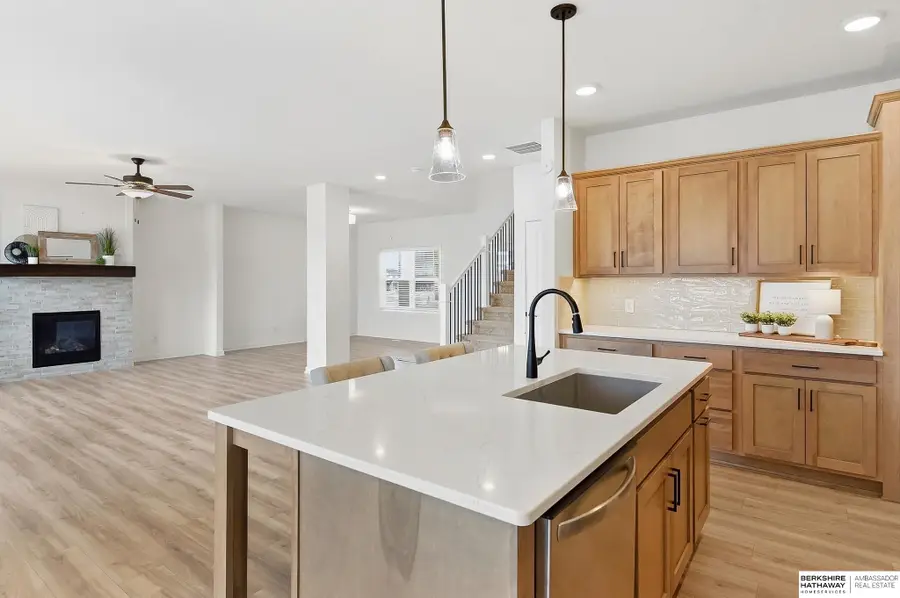 11907 Horizon Street, Papillion, NE 68046 - #3