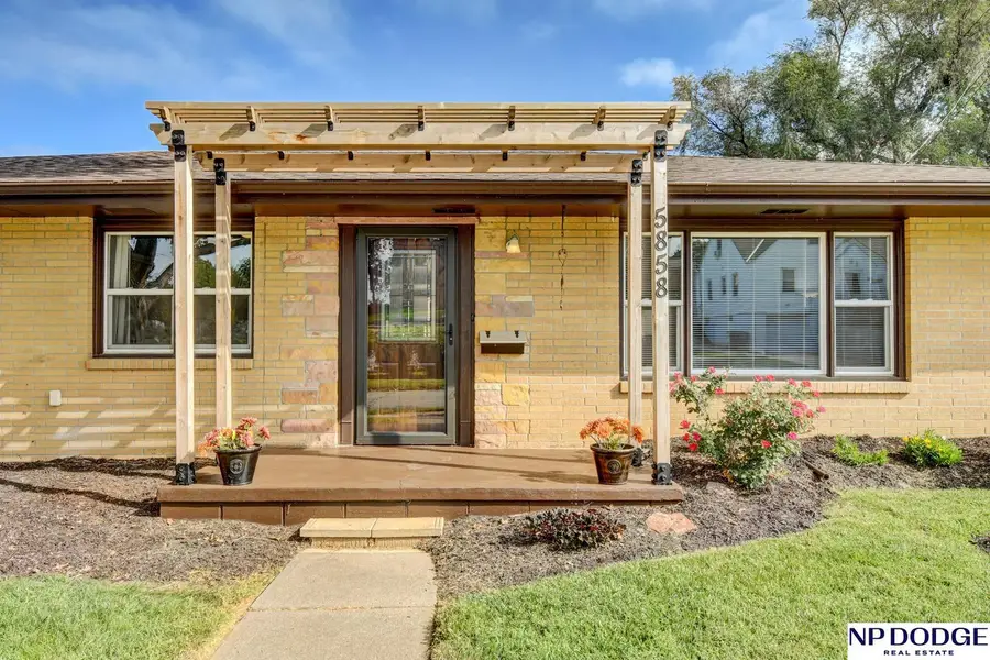 5858 Hickory Street, Omaha, NE 68106 - #3