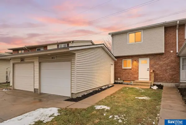 2611 Nottingham Court, Lincoln, NE 68512