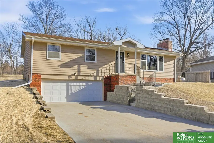 2211 N 137th Street, Omaha, NE 68164 - #2