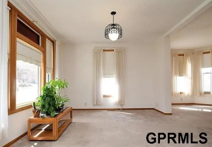 2146 S 35th Street, Omaha, NE 68105 - #3