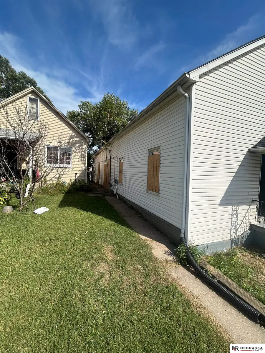 4617 S 32 Street, Omaha, NE 68107 - #3