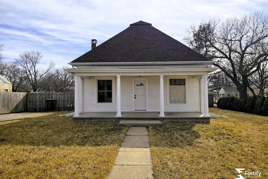 1121 F Street, Geneva, NE 68361 - #2