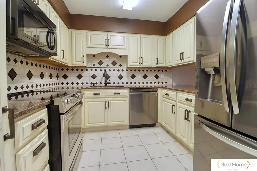 1300 G Street #103-4W, Lincoln, NE 68508 - #2