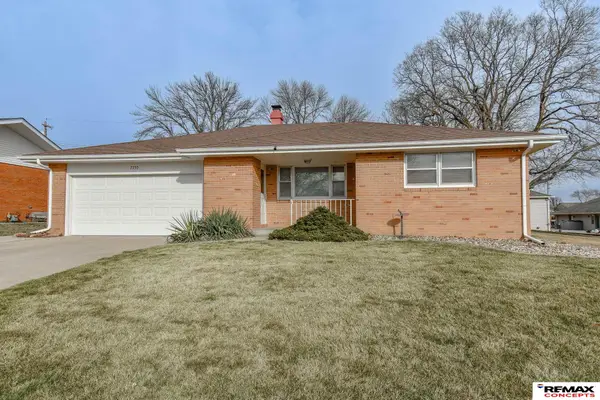 7730 Colby Street, Lincoln, NE 68505