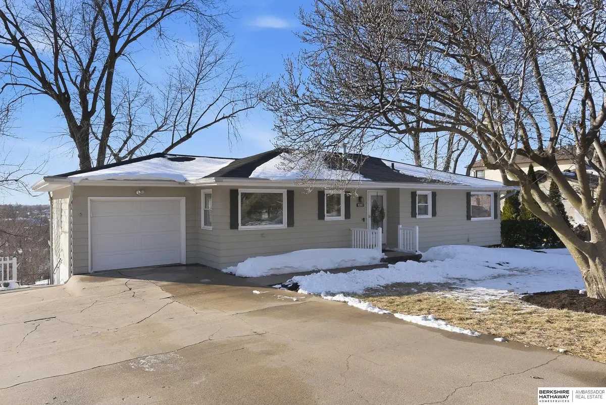 1010 Bellevue Boulevard S, Bellevue, NE 68005 - #1