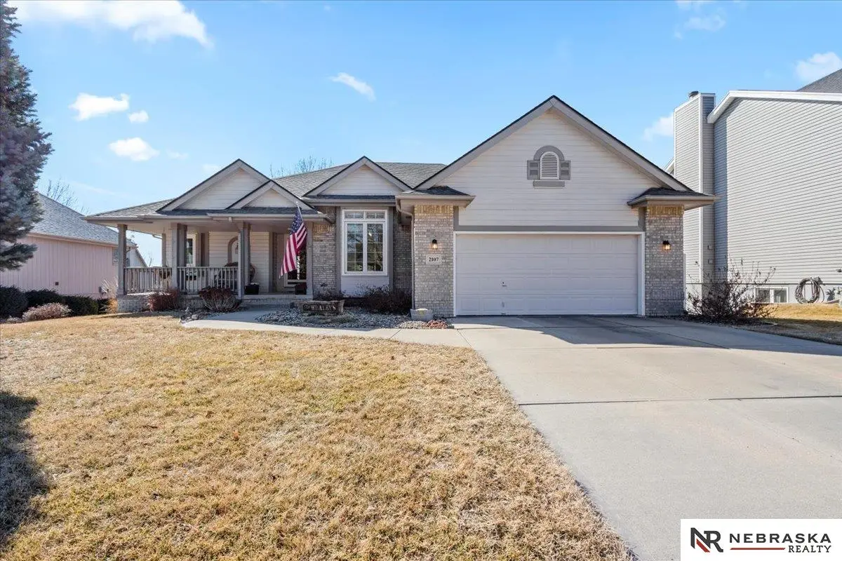 2107 Leigh Street, Papillion, NE 68133 - #1