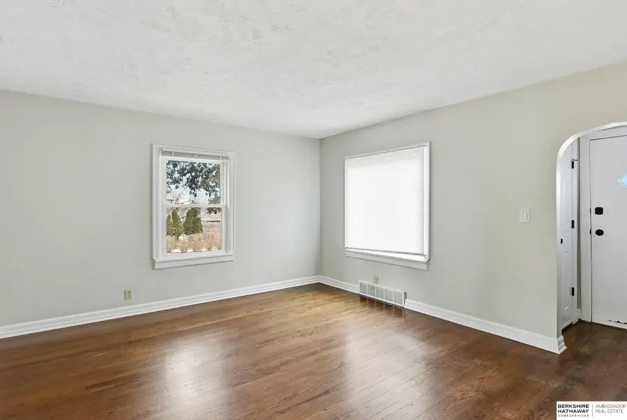 1020 S 31st Street, Omaha, NE 68105 - #2