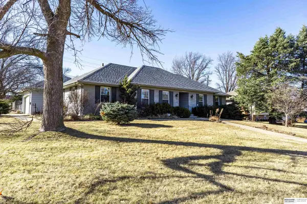 4908 N 103rd Street, Omaha, NE 68134