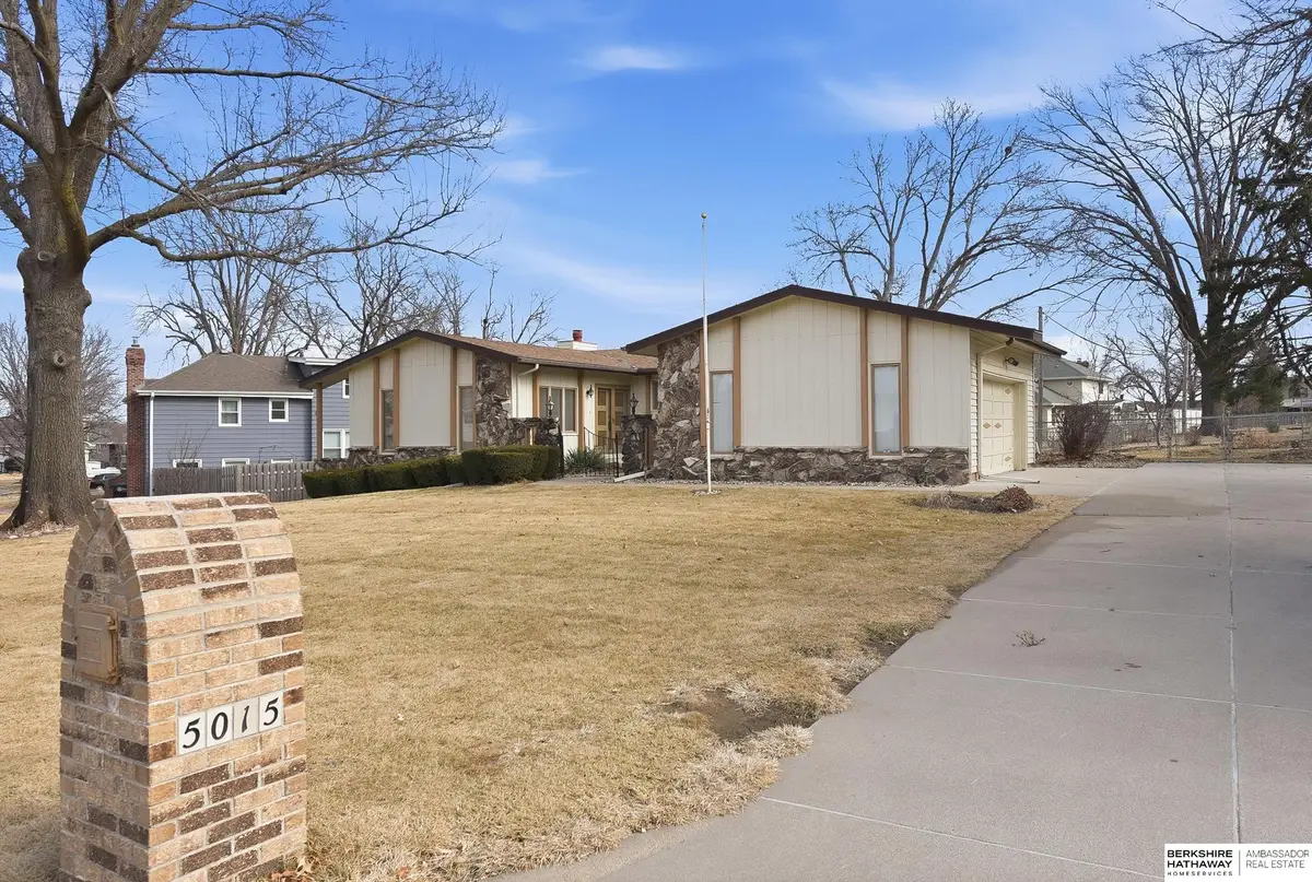 5015 N 103rd Street, Omaha, NE 68134 - #1