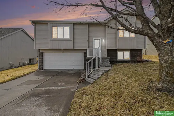 14703 Locust Street, Omaha, NE 68116