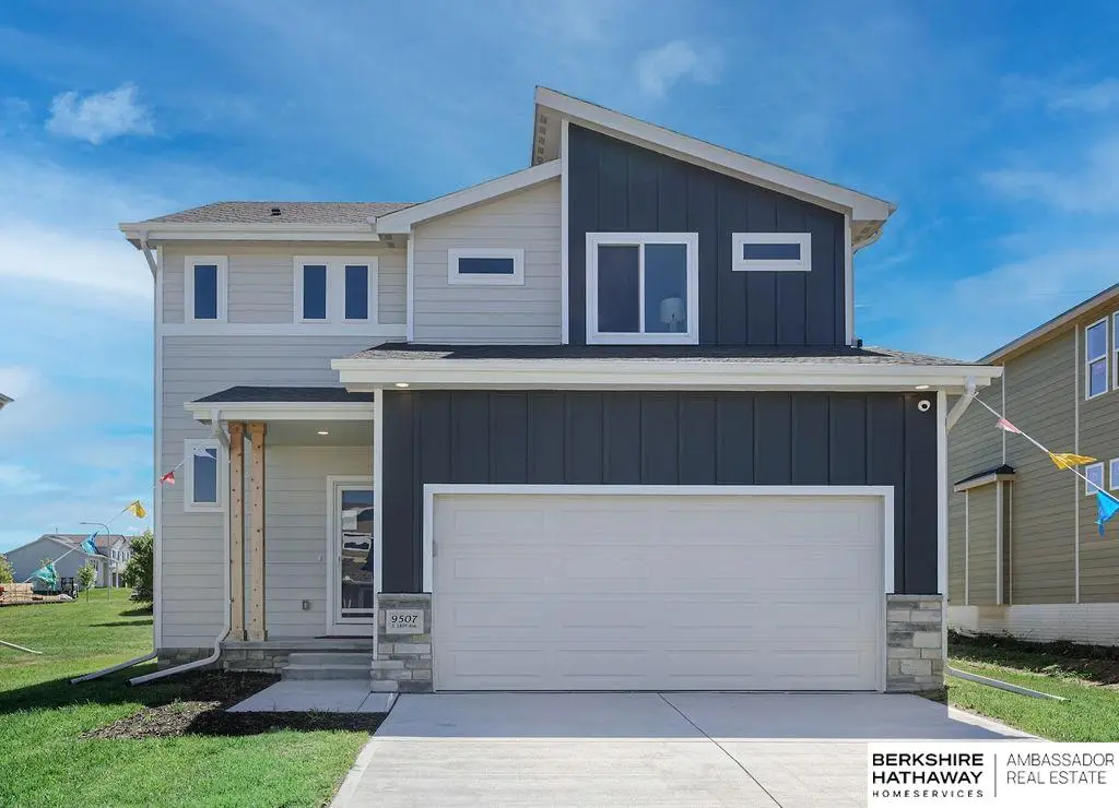 9507 S 180th Avenue, Omaha, NE 68136 - #1