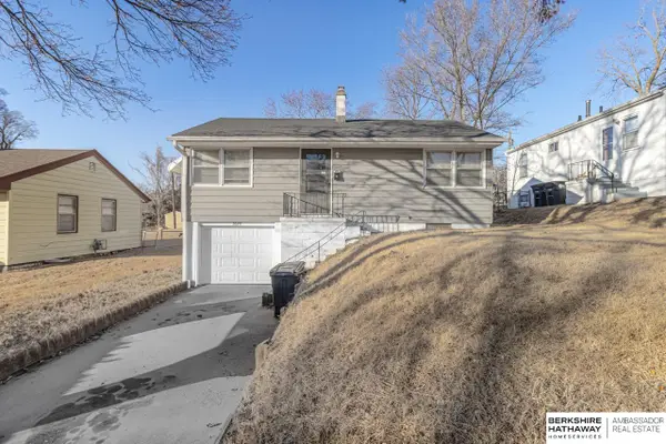 3620 Laurel Avenue, Omaha, NE 68118