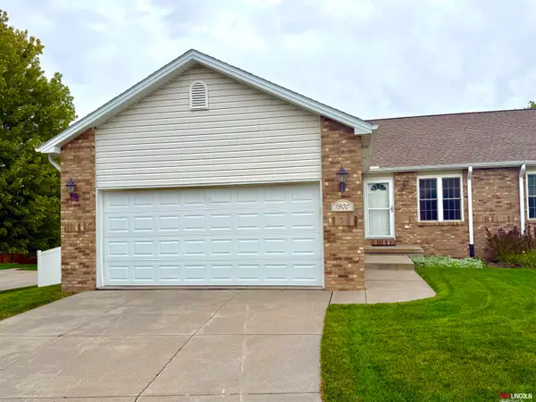 1800 Miranda Court, Lincoln, NE 68512