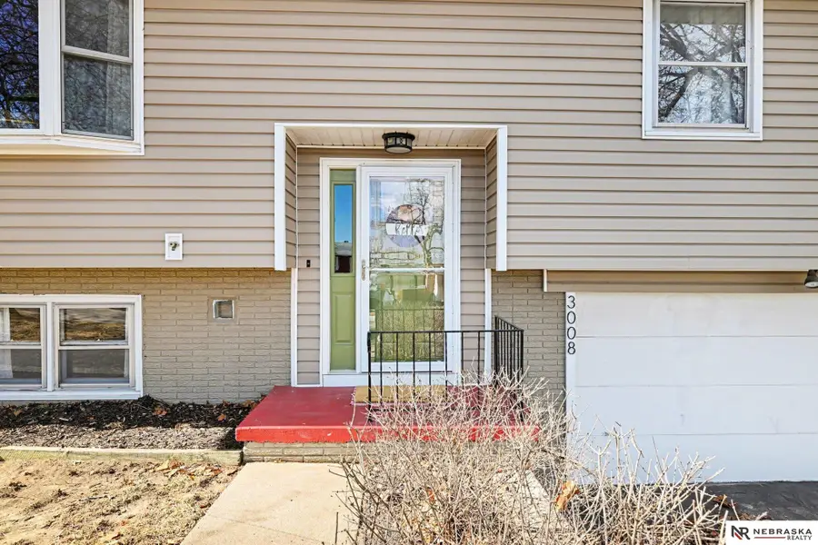 3008 Cottonwood Lane, Omaha, NE 68134 - #3