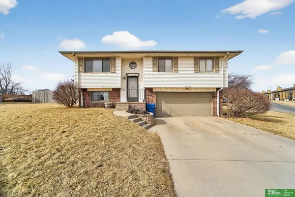 14502 Echo Hills Drive, Omaha, NE 68138