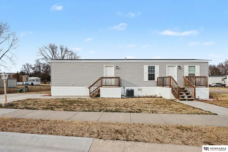 1835 SW 12th Street, Lincoln, NE 68522 - #3