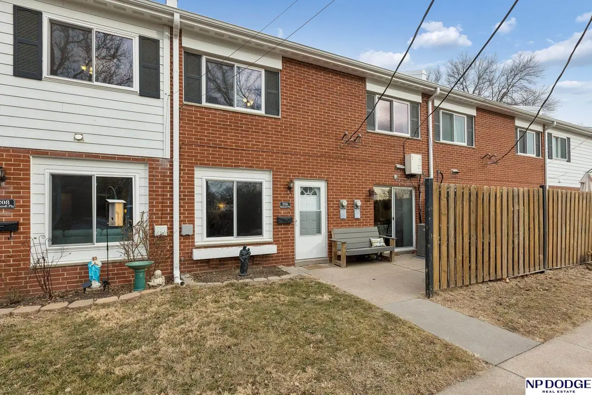 206 Bancroft Plaza, Omaha, NE 68108 - #1