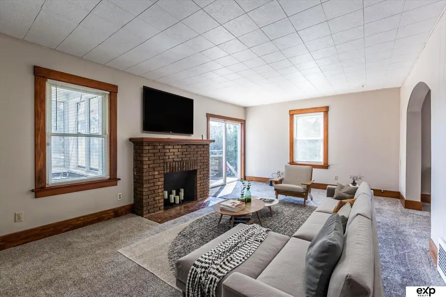 2104 F Street, Omaha, NE 68107 - #2