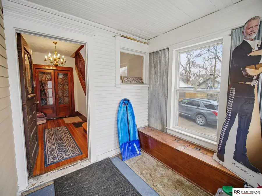 1105 N 33rd Street, Lincoln, NE 68503 - #3