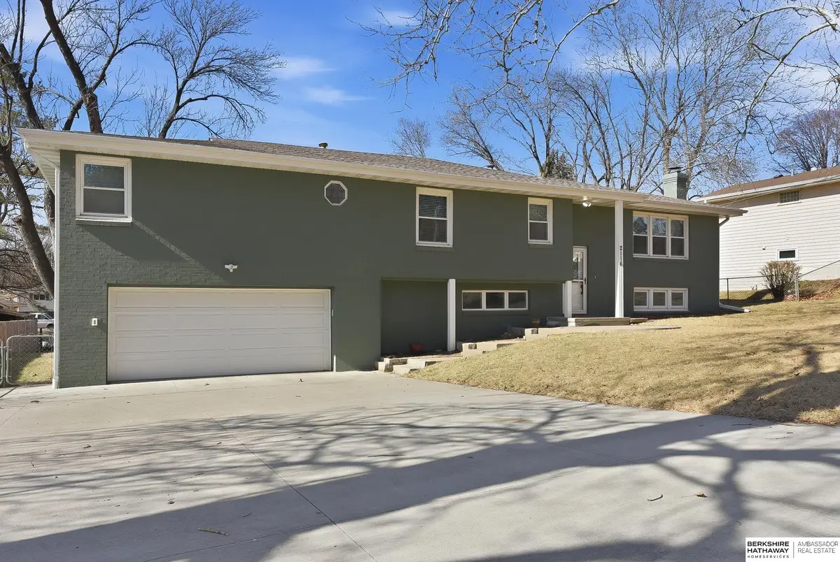 2116 S 121st Street, Omaha, NE 68144 - #1