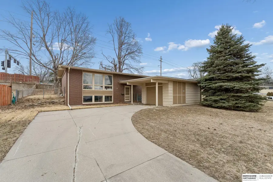 9658 Corby Street, Omaha, NE 68134 - #2