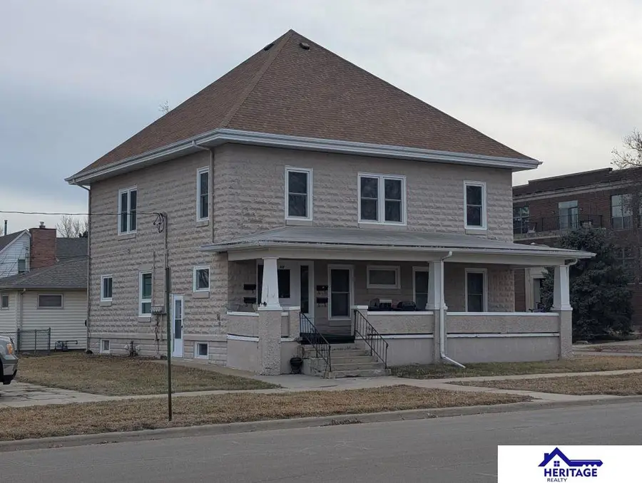 323 W 6th Street, York, NE 68467 - #3