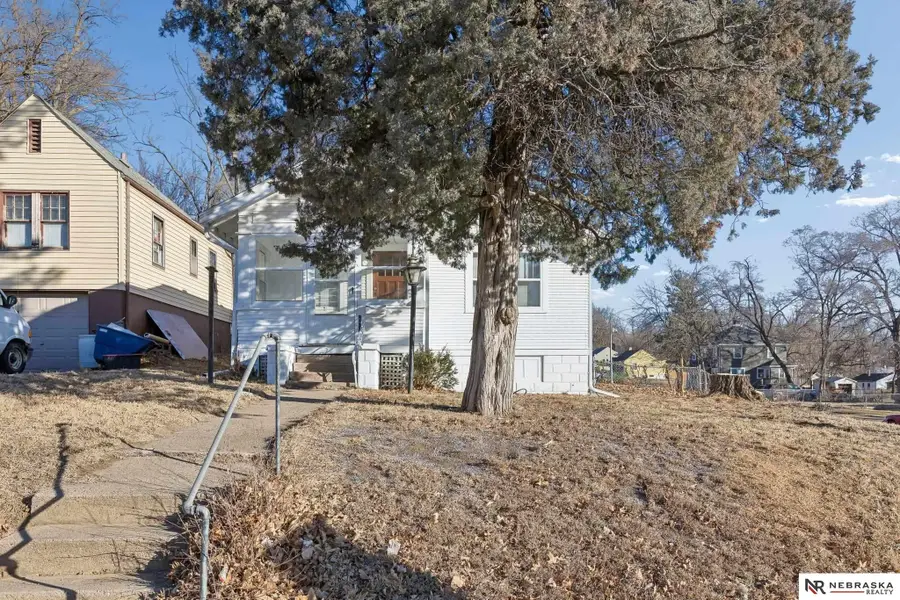 4204 Bedford Avenue, Omaha, NE 68111 - #2