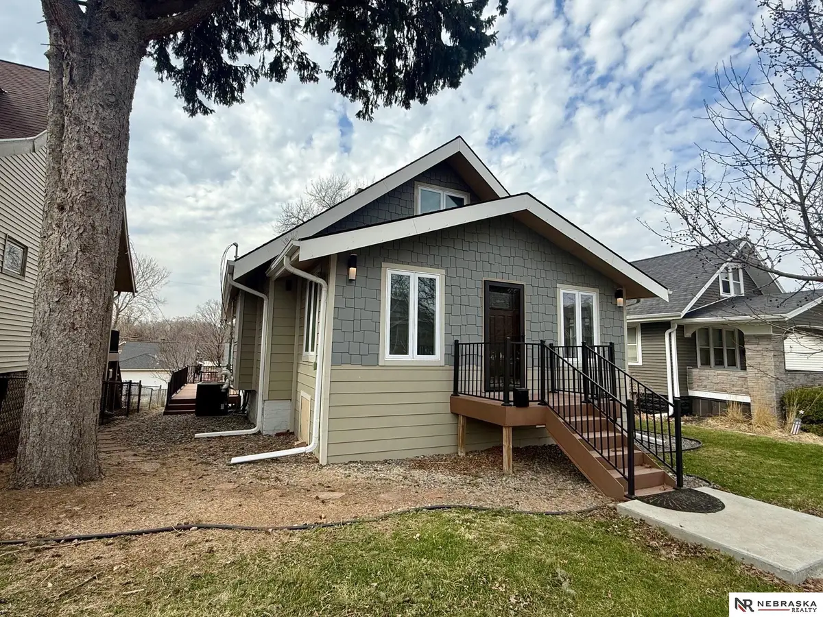 3064 S 33rd Street, Omaha, NE 68105 - #1