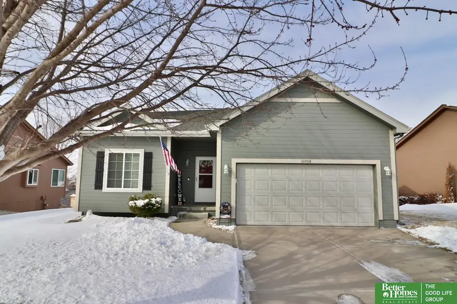 10508 Lewis And Clark Road, Bellevue, NE 68123 - #2