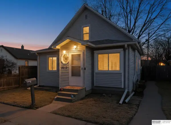 2013 S 11th Street, Council Bluffs, IA 51501